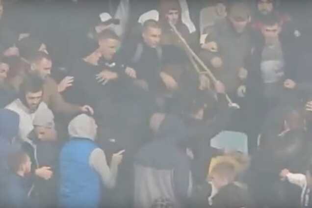 Опубликовано видео еще одной драки на матче 'Динамо' с 'Челси'