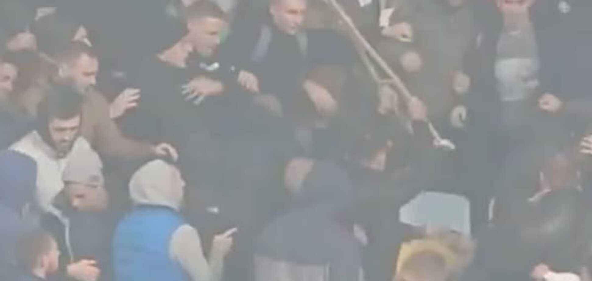 Опубликовано видео еще одной драки на матче 'Динамо' с 'Челси'