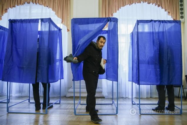 Следующие выборы в Украине предложили провести в электронном формате