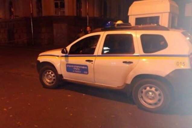 В Одессе у здания СБУ ищут взрывчатку: опубликовано фото