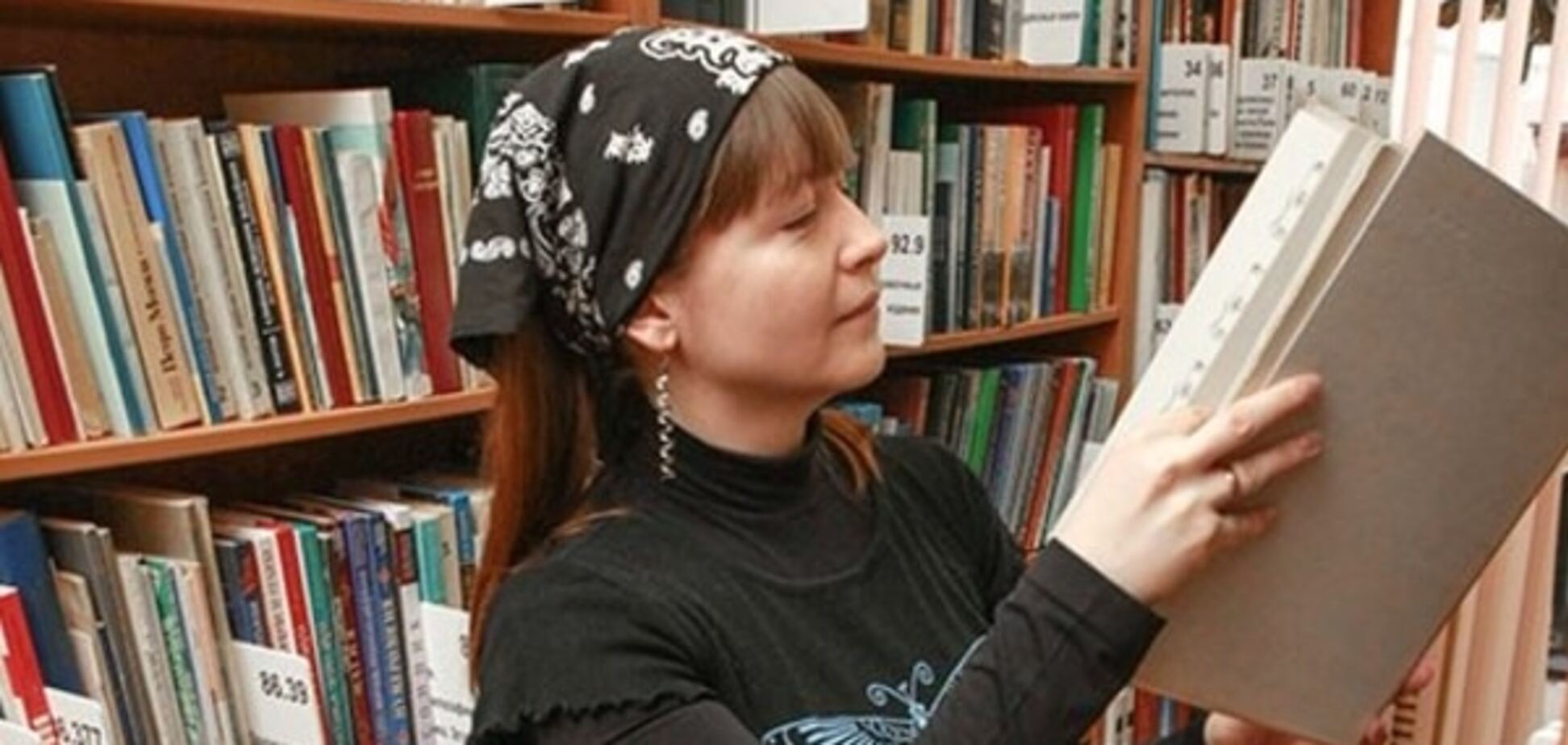 'Ганьба Росії, сором на весь світ': Муждабаєв про обшуки в українській бібліотеці в Москві