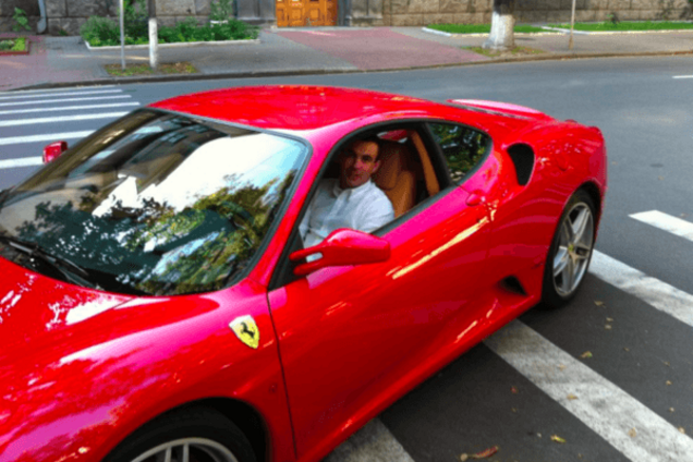 Киевом будут руководить мажоры: во власть прошли и тусовщики