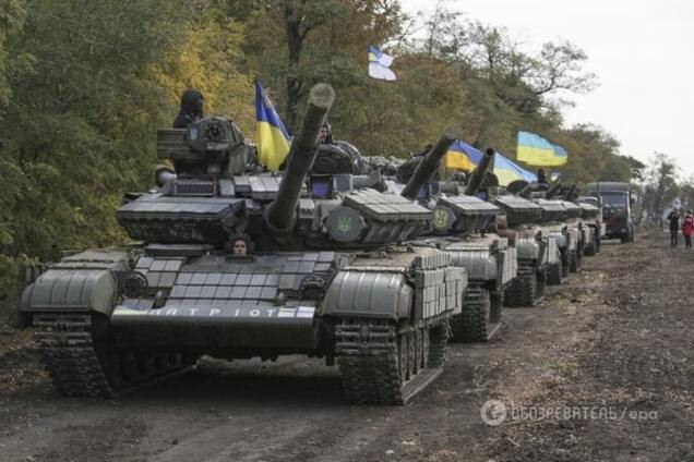Силы АТО начали отвод вооружения в Донецкой области