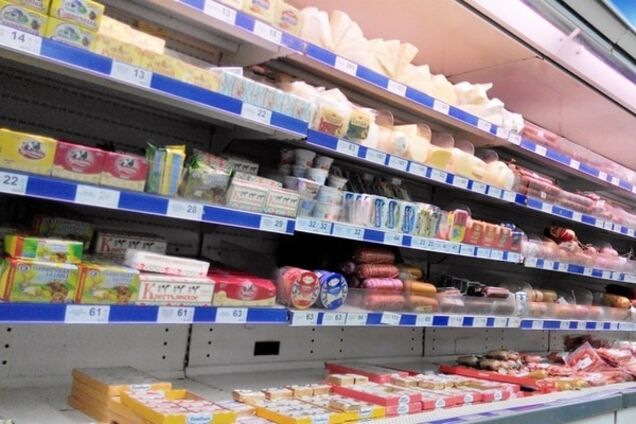 Донеччани скаржаться на жахливі ціни і якість продуктів із Росії: фоторепортаж