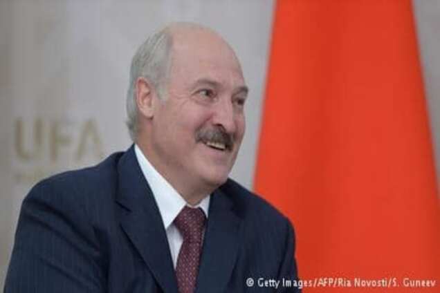 ЄС призупинив дію санкцій щодо Білорусі на чотири місяці