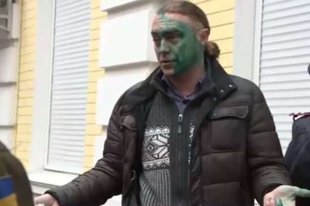 Чому я облив Мірошниченка зеленкою