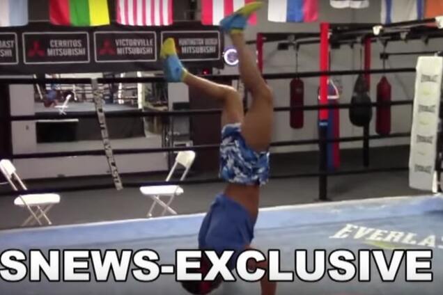 Антигравитация: Ломаченко показал эффектный трюк на тренировке