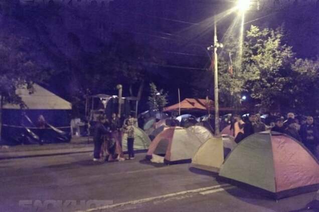 Протесты в Кишиневе: активисты перекрыли центр города