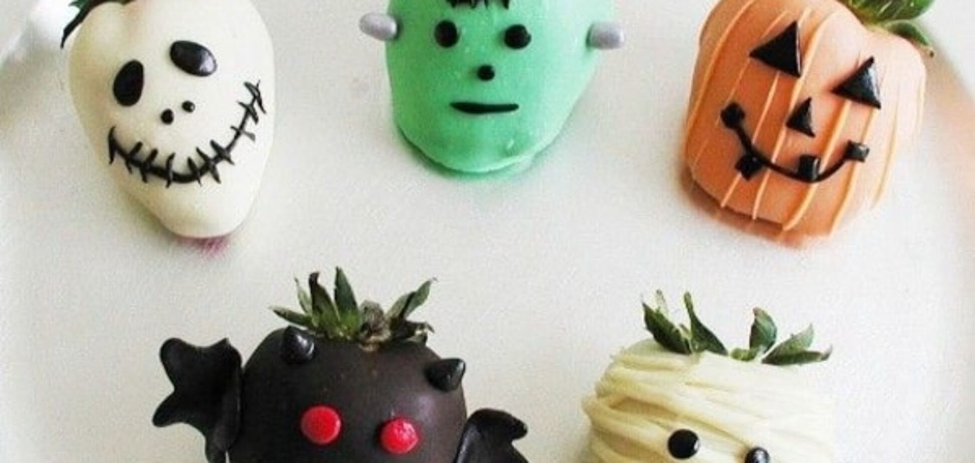 Устрашающие блюда на Хэллоуин 2015: впечатляющие фото