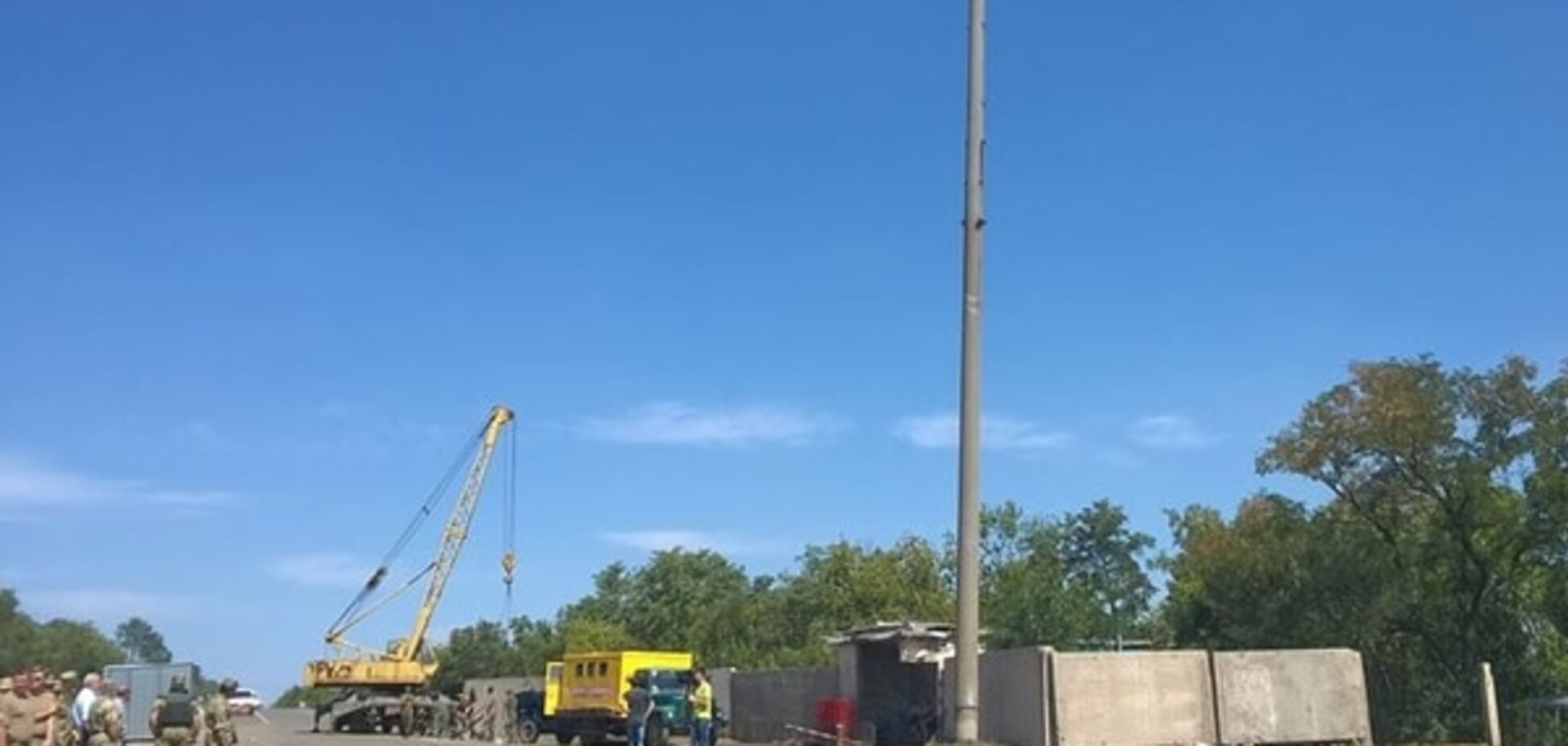 Волонтер рассказал о системе поборов на блокпостах в АТО