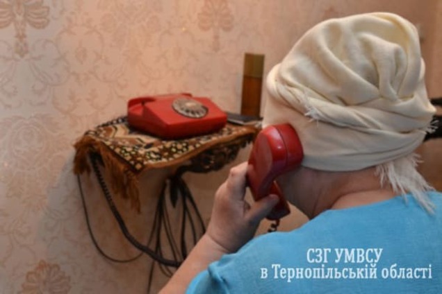 Пенсионерка отдала последние деньги ради спасения сына в фейковом ДТП