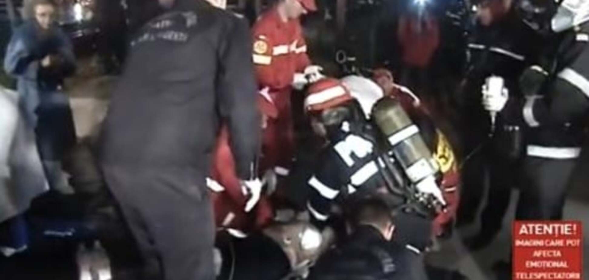 В Бухаресте в результате взрыва в ночном клубе погибли десятки людей