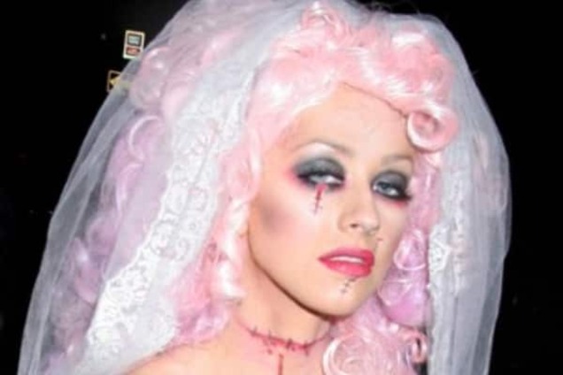 Топ-30 лучших звездных образов на Хэллоуин разных лет