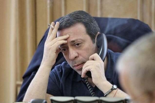 Силовики описали майно батьків Корбана і вивозять цінні речі - Філатов