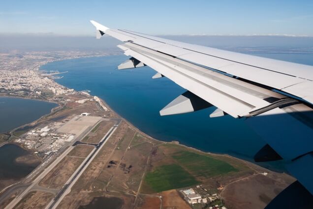 Российские СМИ сообщили, что рухнувший в Египте самолет 'летит дальше'