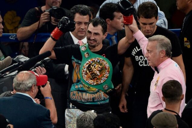 Украинский боксер добыл сенсационную победу и стал чемпионом мира