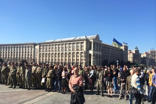На Майдані зібрали Віче на згадку про загиблого репера і бійця АТО Ларсона