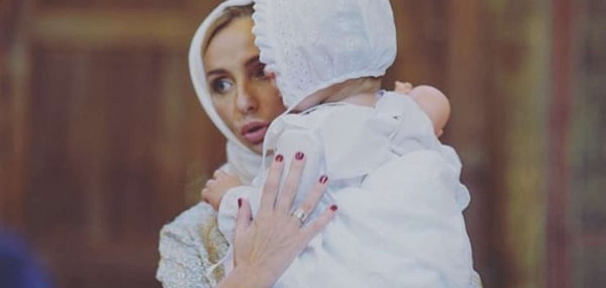 Песков и Навка крестили дочку: опубликованы фото