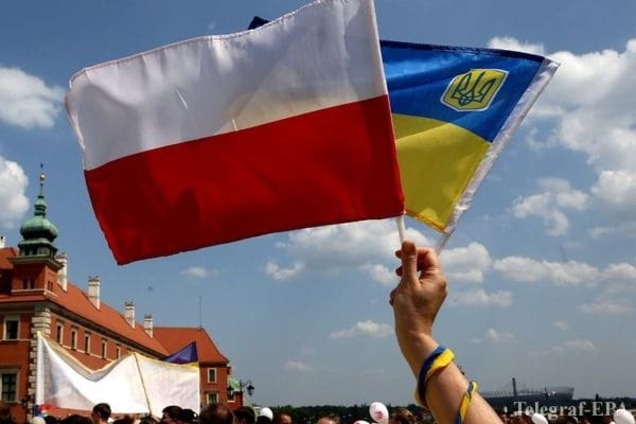 Украинцы за полгода заработали в Польше почти 1 млрд евро