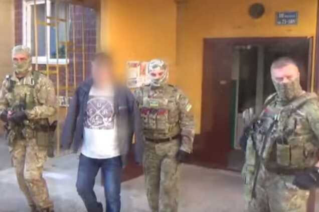 СБУ задержала информатора оккупантов, шпионившего за штабом АТО
