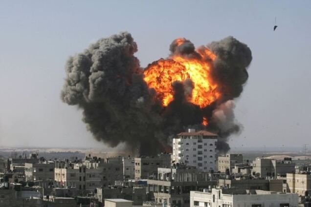 Чем Россия бомбит Сирию: 'показушные' бомбы и устаревшие самолеты