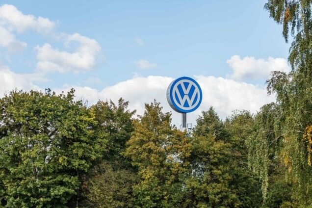 Скандал 'дизельгейт': Volkswagen все виправить за рік, але заморозить інвестиції в майбутнє