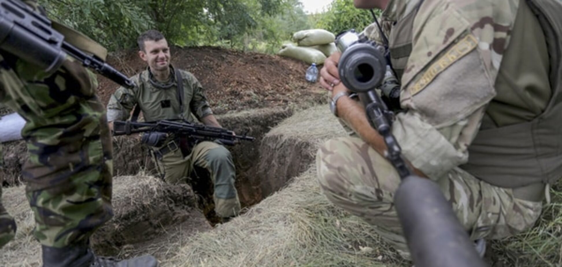 Парубий назвал количество бойцов АТО у линии разграничения на Донбассе