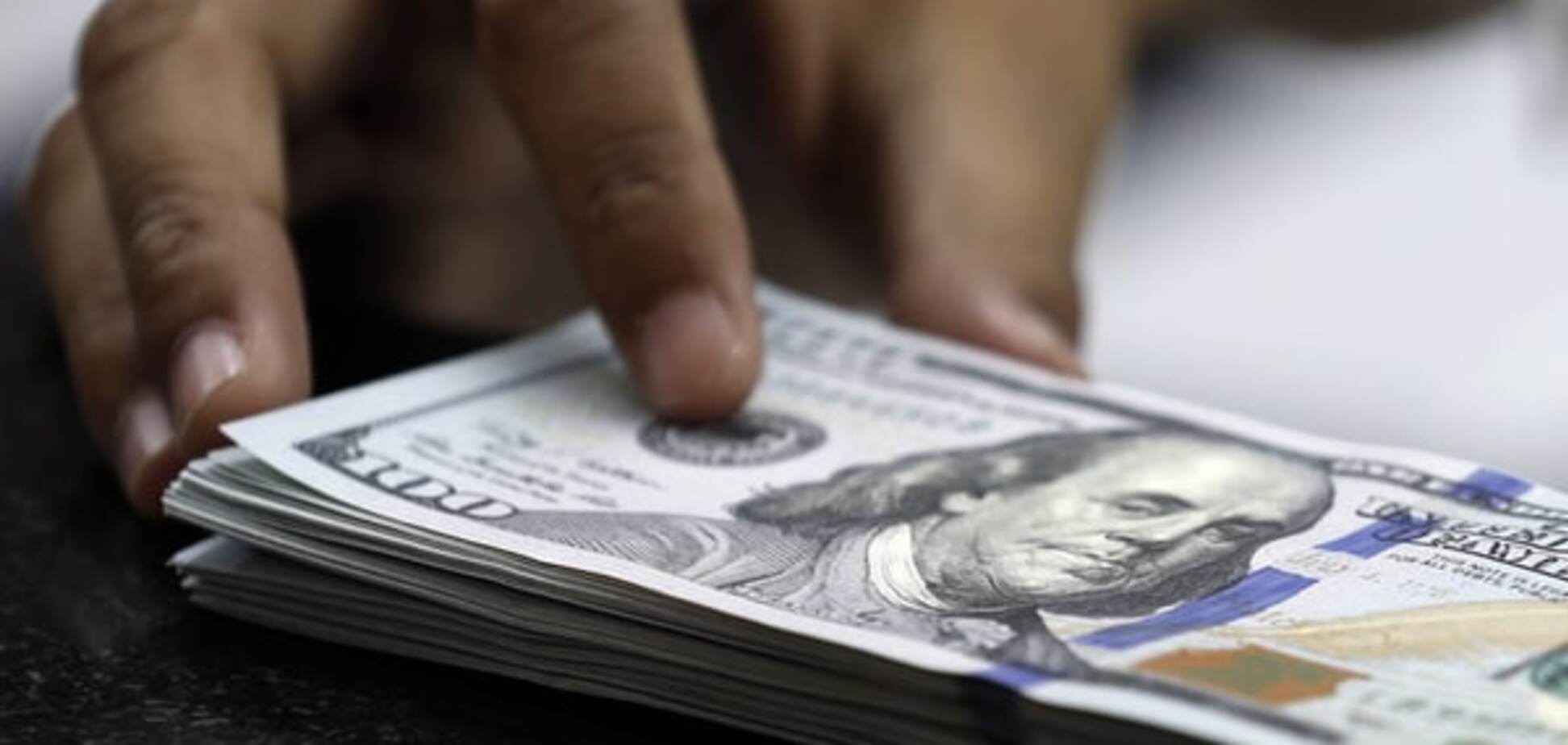 Откуда не ждали: помощь рублю окажет США — Bloomberg