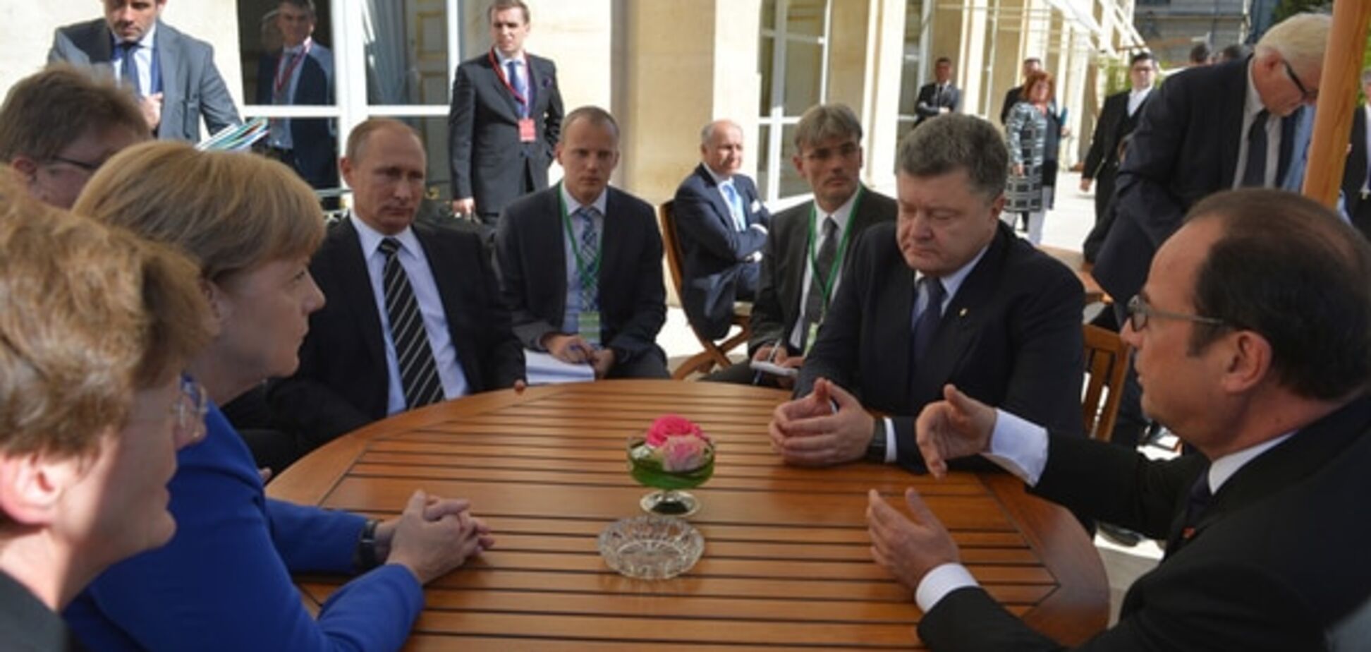 Стало известно, когда Порошенко может снова встретиться с Путиным
