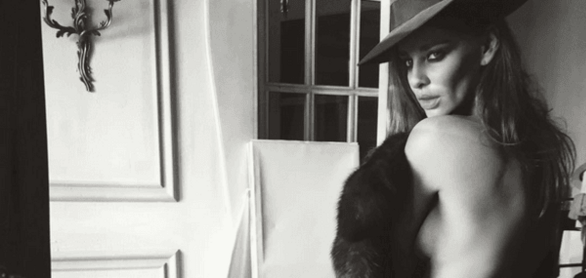 Дружина футболіста збірної України похвалилася еротичними фотографіями