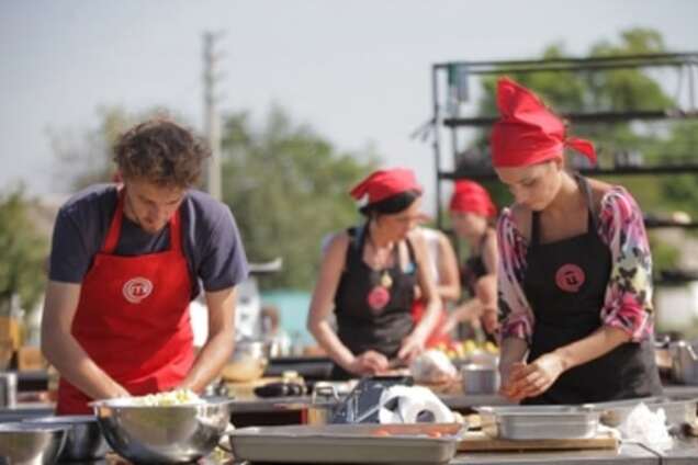 Участники нового сезона шоу 'МастерШеф' закрутили роман