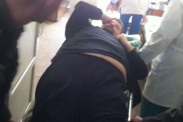 Мосийчука в больнице взяли под вооруженную охрану: опубликованы фото