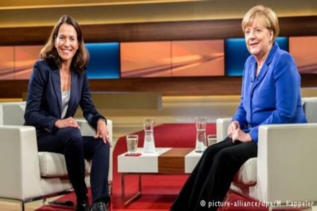 Немецкие СМИ: Меркель взывает к сердцам