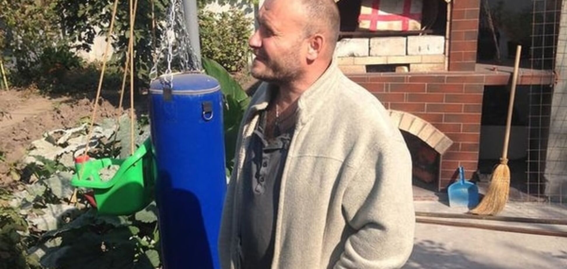 Ярош показал свой скромный дом и огород: опубликованы фото