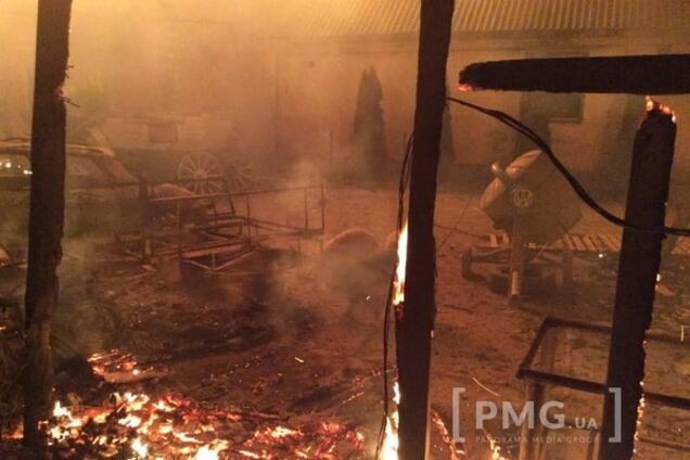 Цыганский бунт в Мукачево: ромы сожгли дом 'Национального барона Украины'