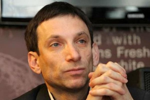 Портников об отмене 'выборов': оккупанты тянут резину, а санкции добивают Россию