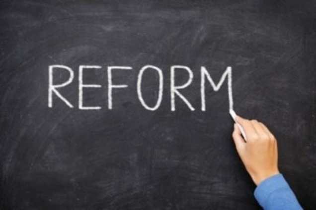 СМИ: Россия может воспользоваться деэскалацией на Донбассе для ослабления санкций