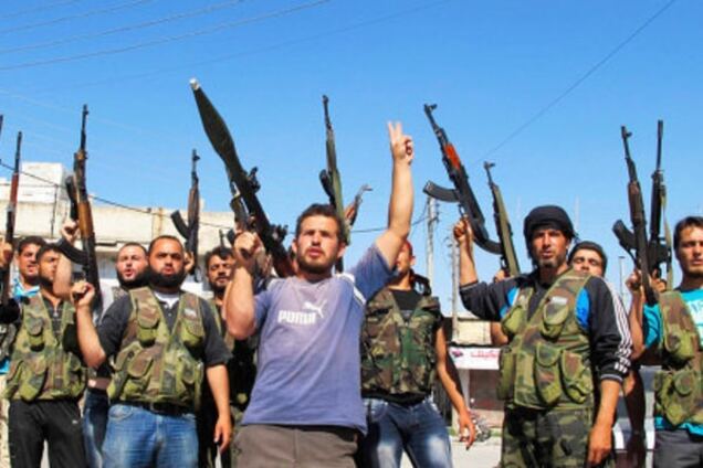 СМИ: США закроют базу для тренировки повстанцев в Сирии