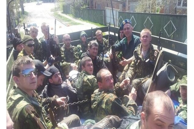 Контракт в 'армию шахтеров Донбасса' оформили в российском военкомате