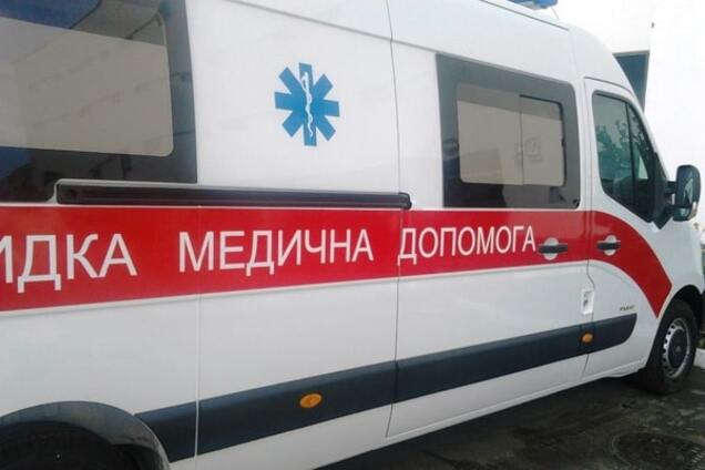 В Киеве легковой автомобиль протаранил 'неотложку'