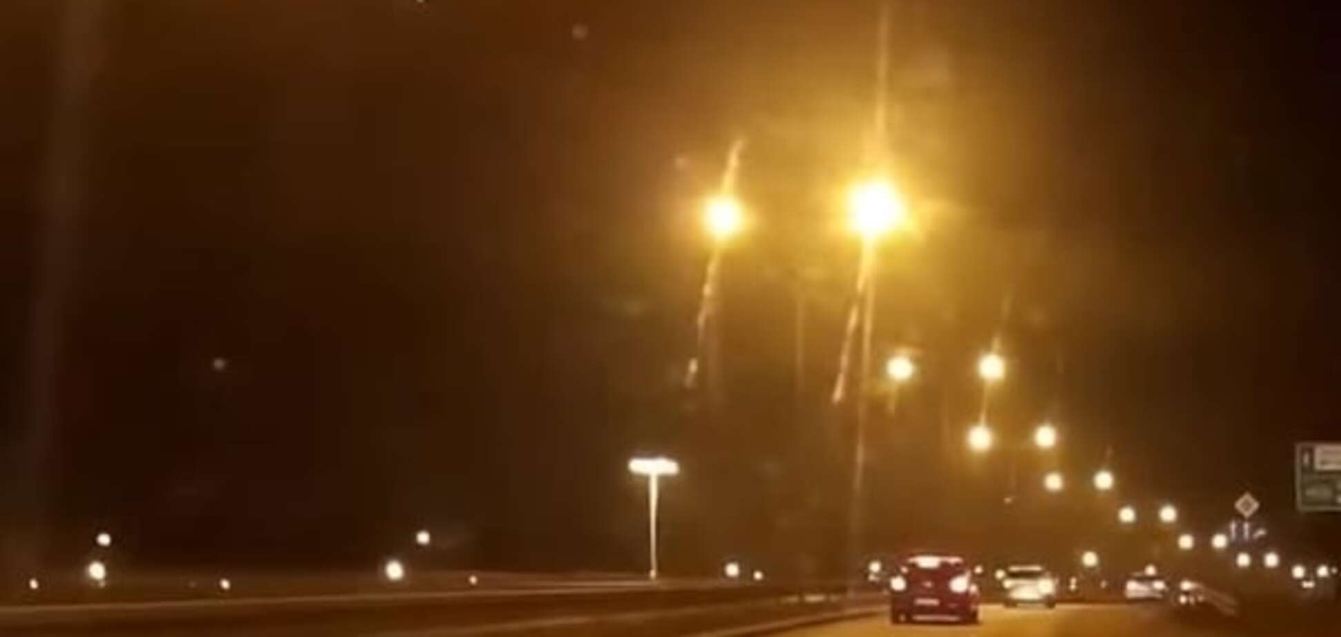 В Польше упал яркий метеор: опубликовано видео