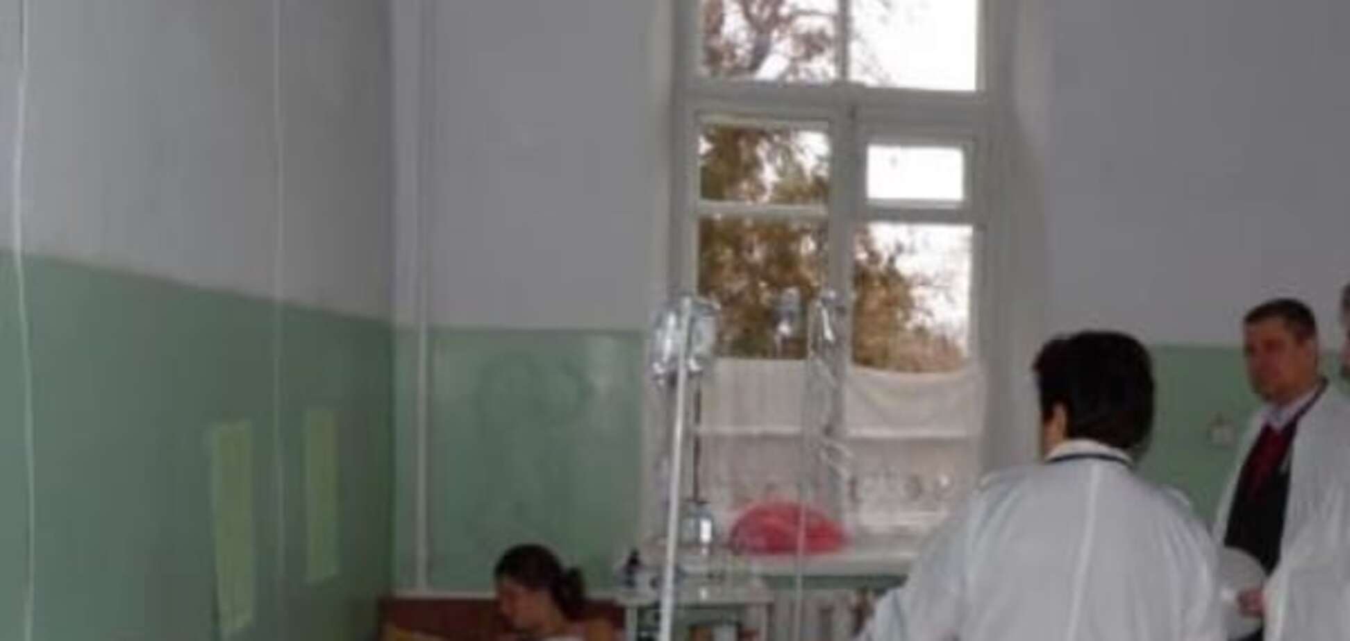 Коварные сладости: на Одесщине 27 человек отравились эклерами