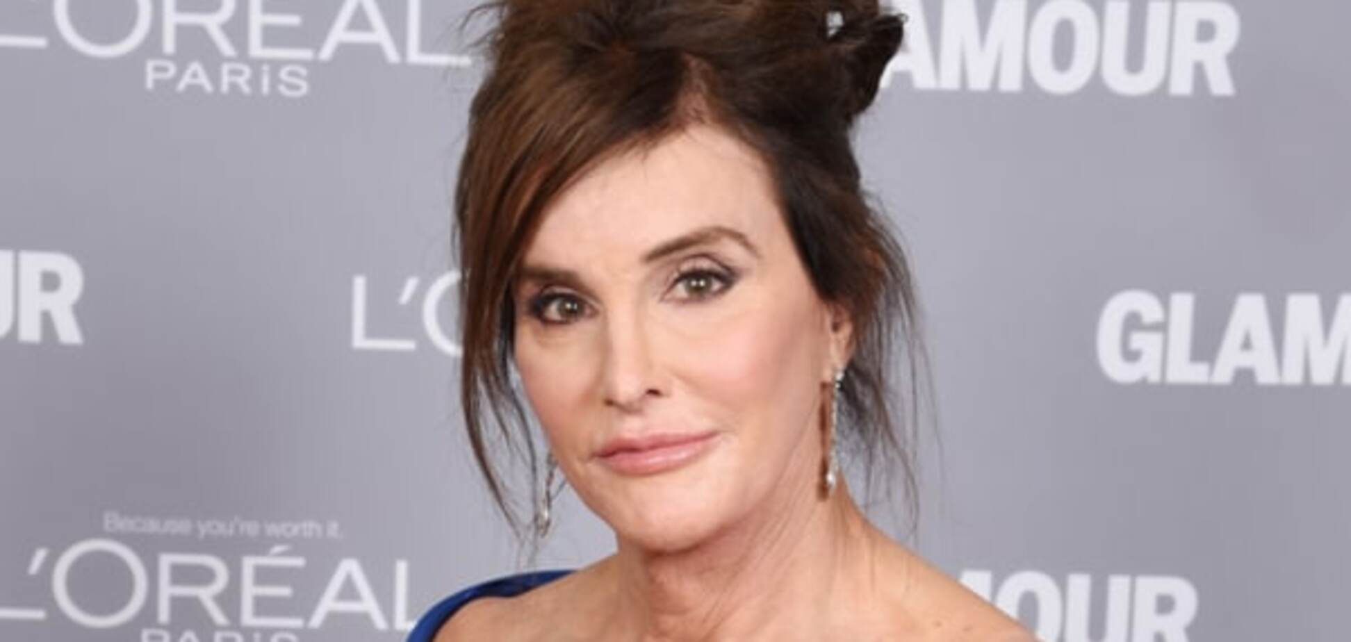 'Glamour' по-американски: 65-летний отчим Ким Кардашьян стал 'Женщиной года'