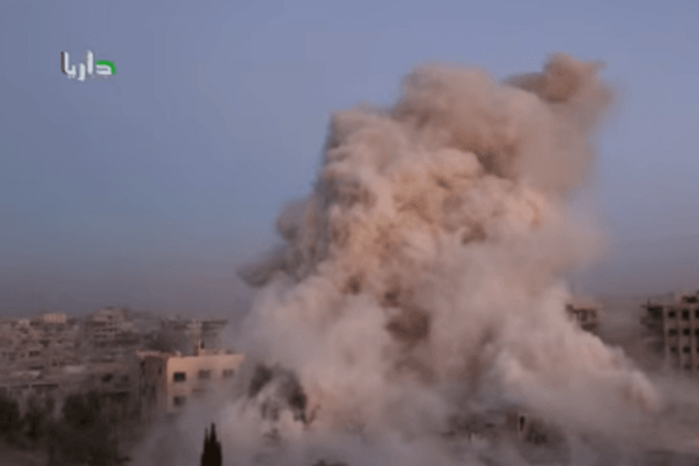 Путін влучив у ціль: в мережі опублікували відео вибуху житлового будинку в Сирії