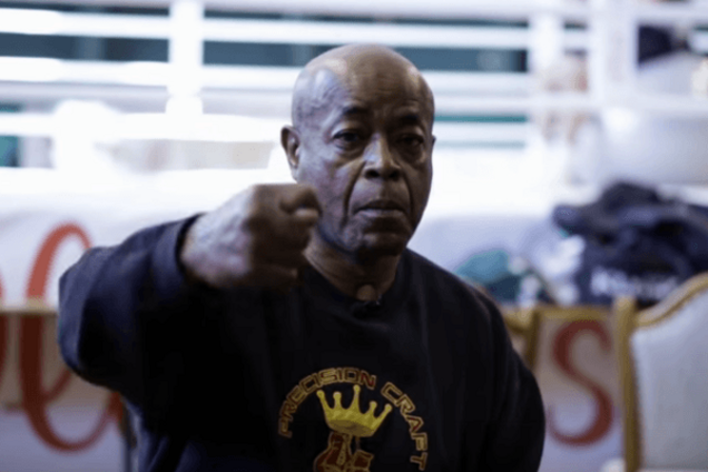 'Получи фигу!': тренер Кличко красноречиво послал Тайсона