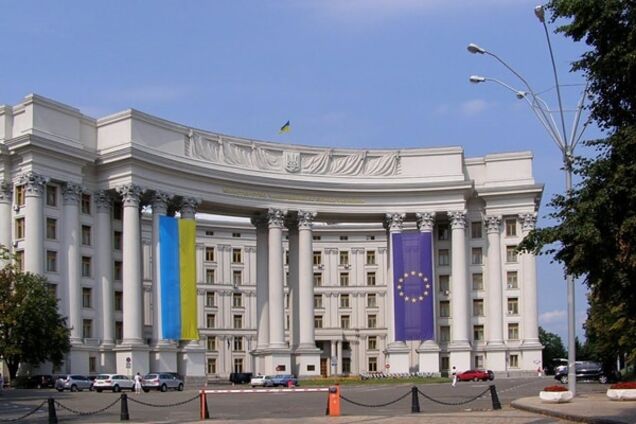 МЗС України закликало світове співтовариство 'натиснути' на Росію через загострення ситуації у зоні АТО