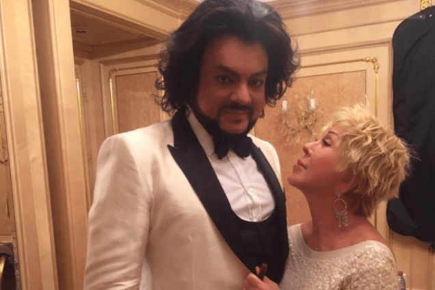 61-летняя Любовь Успенская показала фигуру в соблазнительном платье