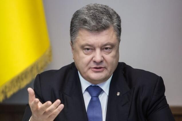 Не только траур: Порошенко поручил Кабмину заняться Днем памяти жертв голодоморов