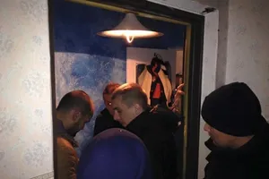 В Киеве женщину с детьми взяли в заложники