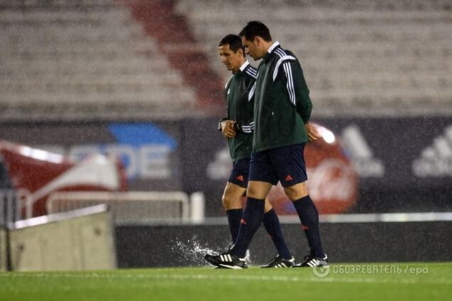 Ураган сорвал суперматч Аргентина - Бразилия: видео сумасшедшей стихии